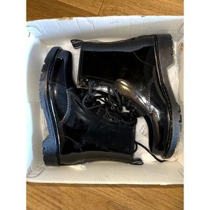 Michael Kors Tavie Womens Flat Rain Bootie Black Lace-up Rubber Booties Sz 7